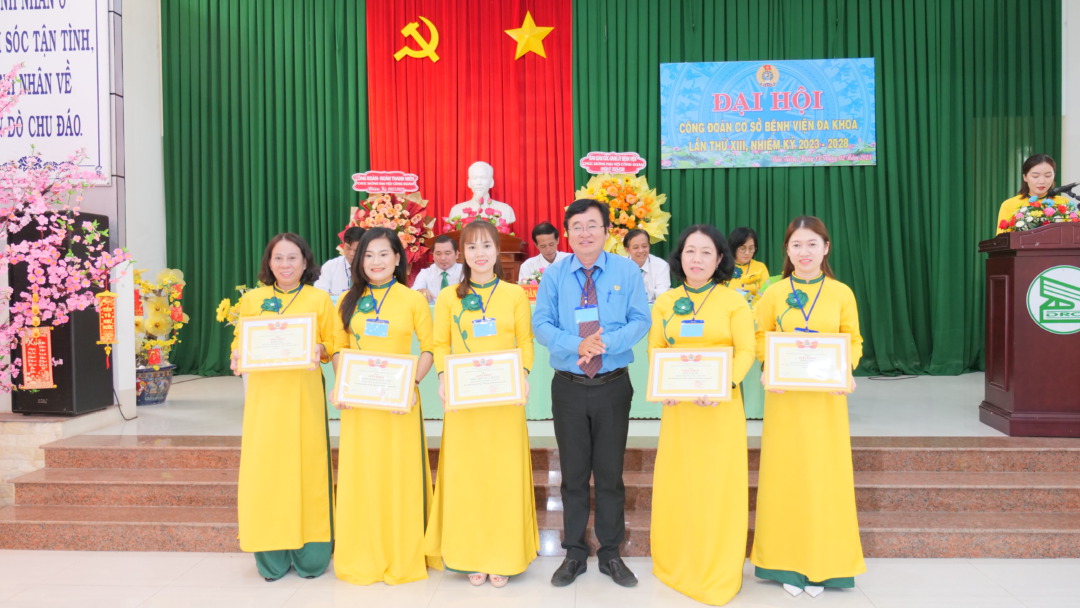 ĐẠI HỘI CÔNG ĐOÀN BỆNH VIỆN ĐA KHOA CAO SU DẦU TIẾNG NHIỆM KỲ 2023 – 2028, ĐỔI MỚI, THIẾT THỰC, PHÙ 